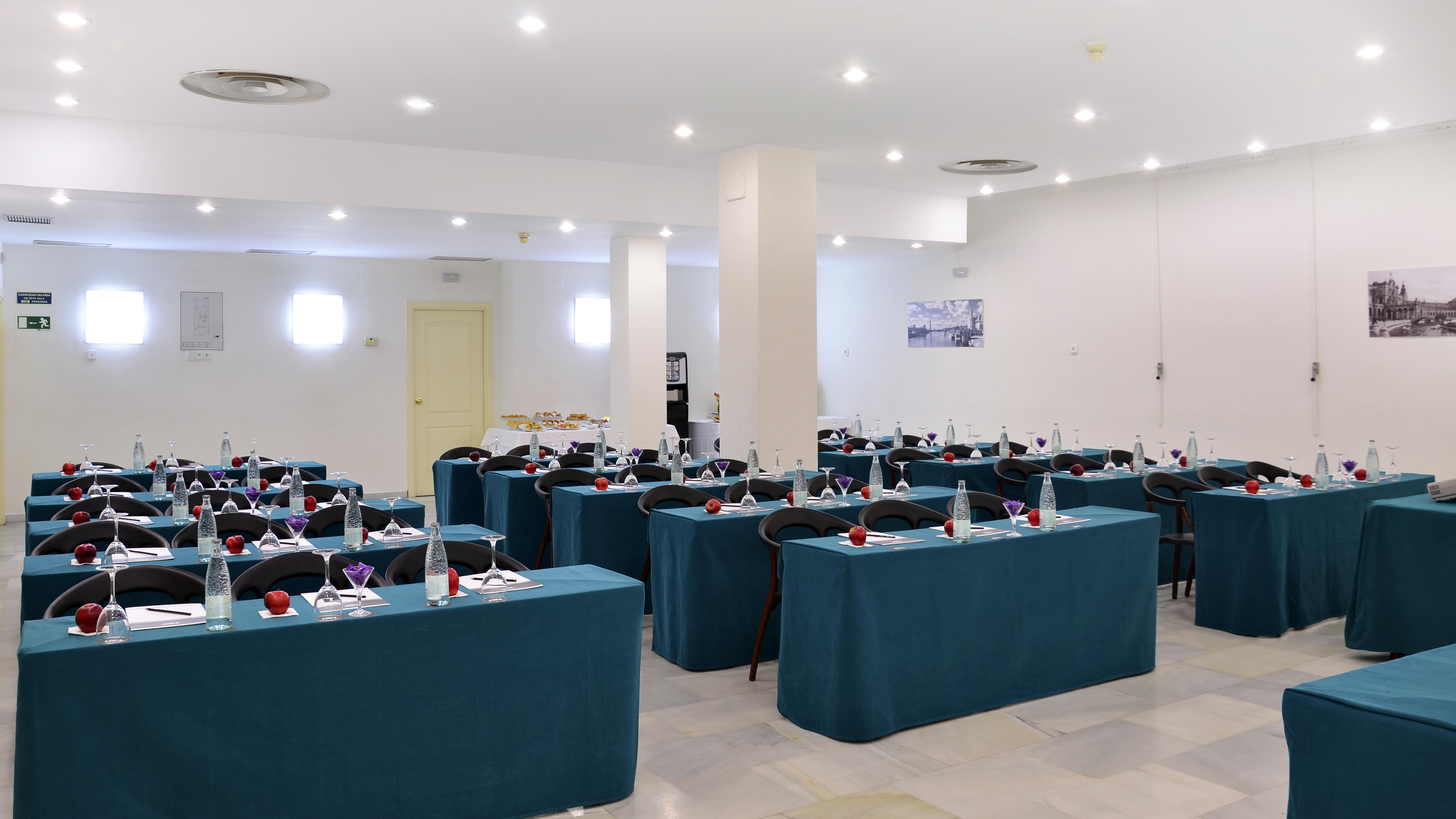 Hotel Trh La Motilla Dos Hermanas Ngoại thất bức ảnh