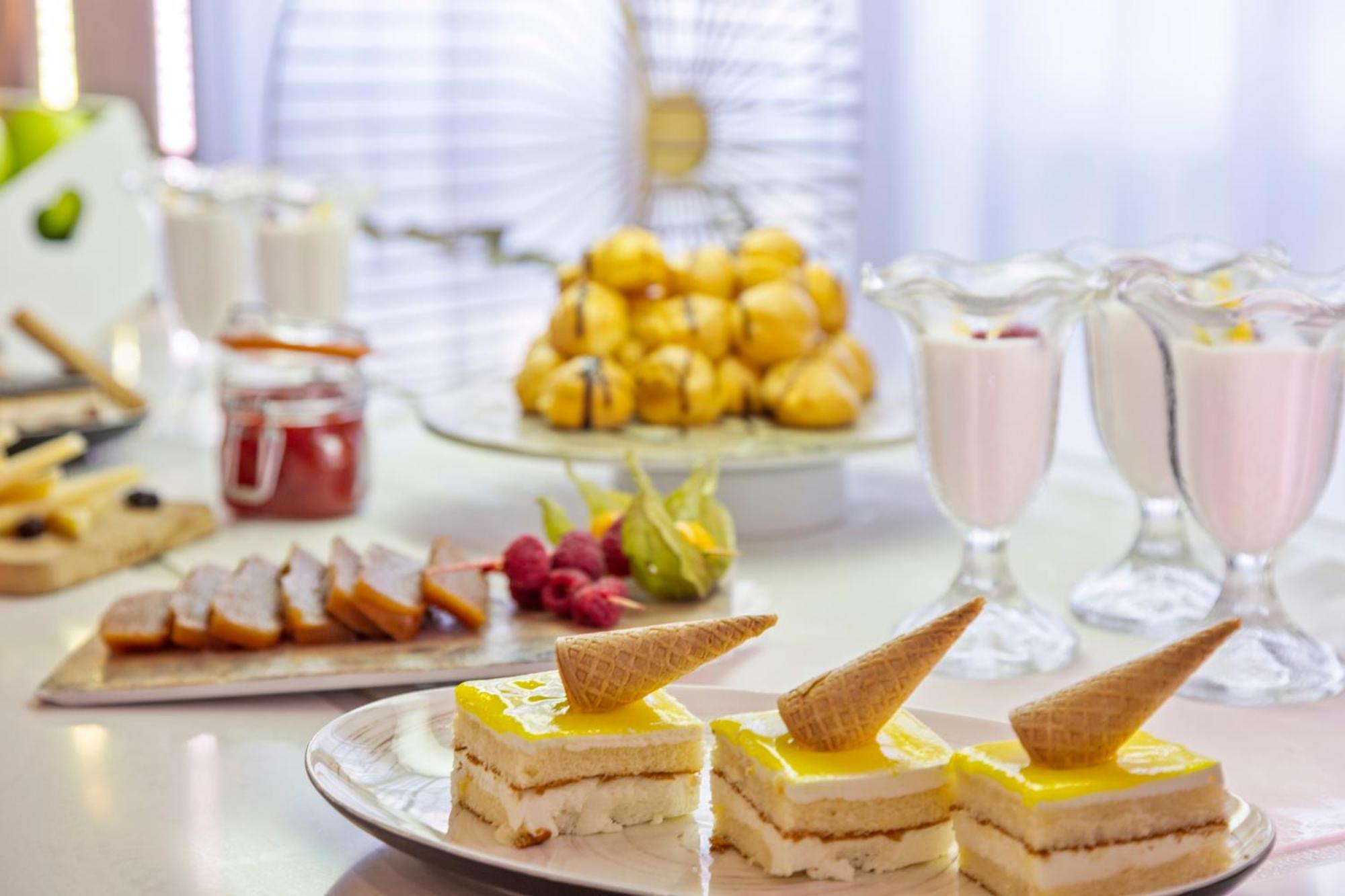 Hotel Trh La Motilla Dos Hermanas Ngoại thất bức ảnh